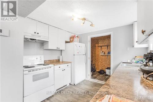 448 Telegraph Street, Alfred And Plantagenet, ON - Indoor Photo Showing Kitchen