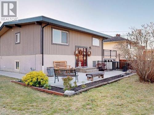 7236 Glacier Street, Powell River, BC - Outdoor With Deck Patio Veranda With Exterior