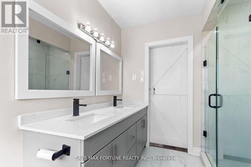 38 Collier Road N, Thorold, ON - Indoor Photo Showing Bathroom