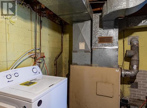 46 Eastaff Street, St. John'S, NL - Indoor Photo Showing Laundry Room