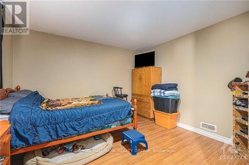 520-522 Alice Street, Cornwall, ON - Indoor Photo Showing Bedroom