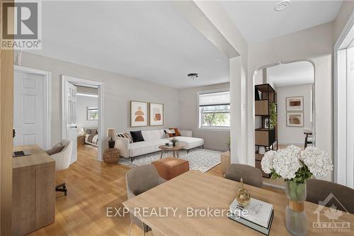 278 St Jacques Street, Ottawa, ON - Indoor Photo Showing Living Room