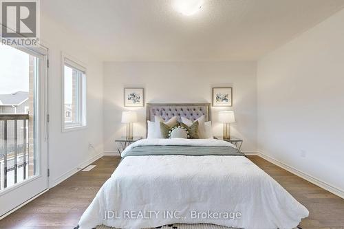 1407 William Halton Parkway, Oakville, ON - Indoor Photo Showing Bedroom