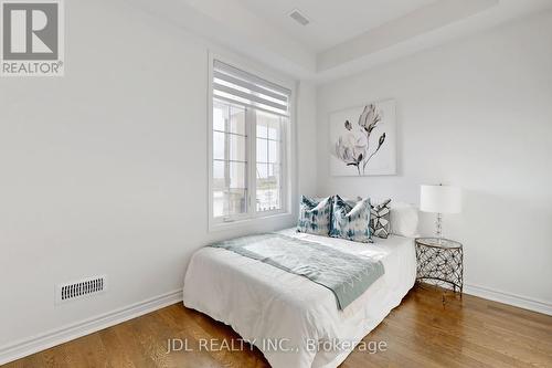 1407 William Halton Parkway, Oakville, ON - Indoor Photo Showing Bedroom