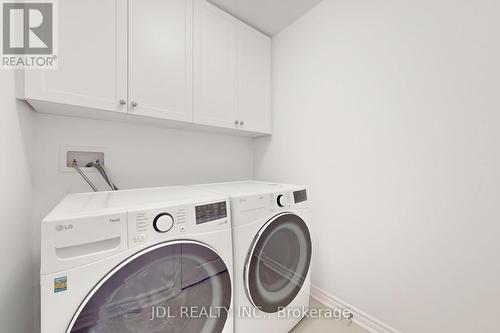 1407 William Halton Parkway, Oakville, ON - Indoor Photo Showing Laundry Room