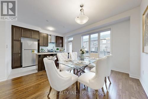 1407 William Halton Parkway, Oakville, ON - Indoor Photo Showing Dining Room