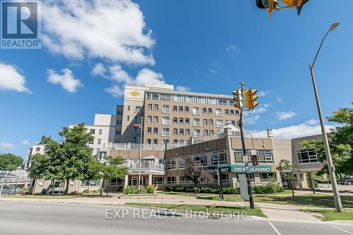 53 - 74 Ross Street, Barrie, ON - Outdoor