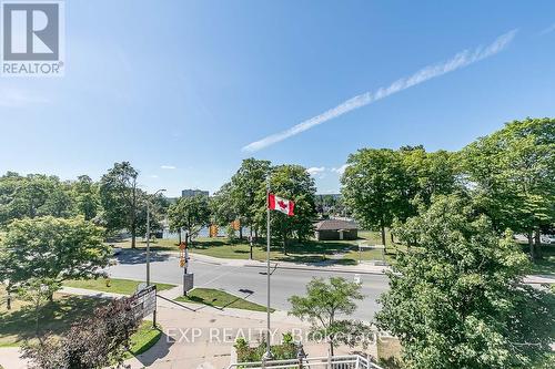 53 - 74 Ross Street, Barrie, ON - Outdoor With View