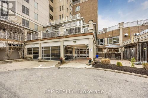 53 - 74 Ross Street, Barrie, ON - Outdoor