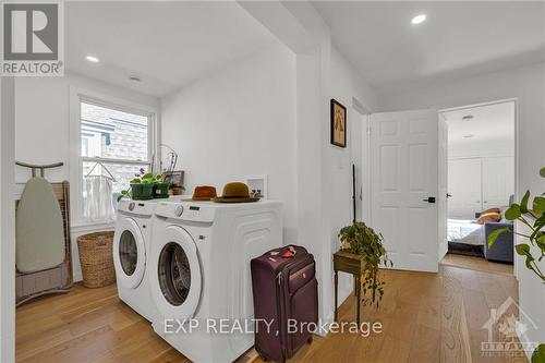 325 Hinchey Avenue, Ottawa, ON - Indoor Photo Showing Laundry Room