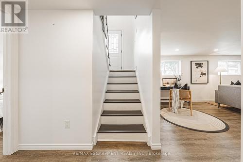 75 Graystone Drive, Hamilton, ON - Indoor Photo Showing Other Room