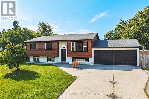 75 Graystone Drive, Hamilton, ON - Outdoor With Facade