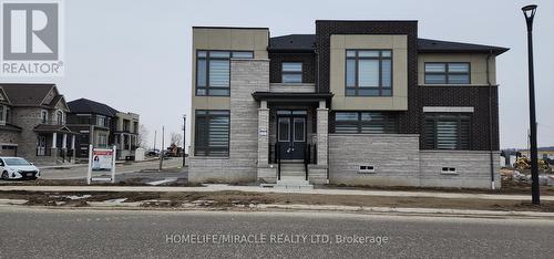 1865 Irish Moss Square, Pickering, ON - Outdoor With Facade