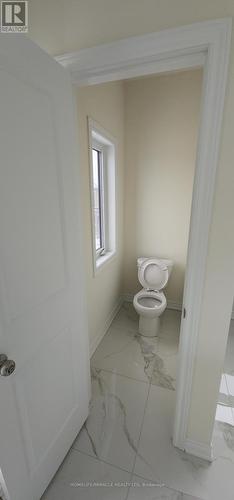 1865 Irish Moss Square, Pickering, ON - Indoor Photo Showing Bathroom