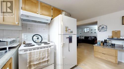 3390 Highway 2, Clarington, ON - Indoor Photo Showing Kitchen