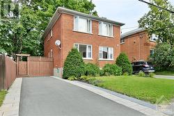 391 GREENWOOD AVENUE  Ottawa, ON K2A 0X4