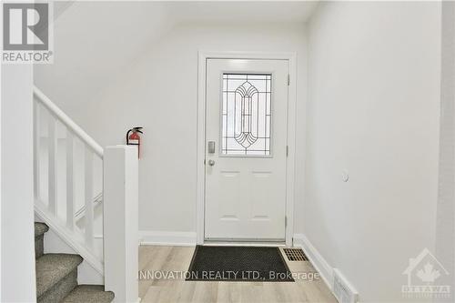 391 Greenwood Avenue, Ottawa, ON - Indoor Photo Showing Other Room