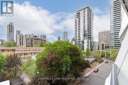 615 - 85 Wood Street, Toronto, ON - Outdoor With Facade