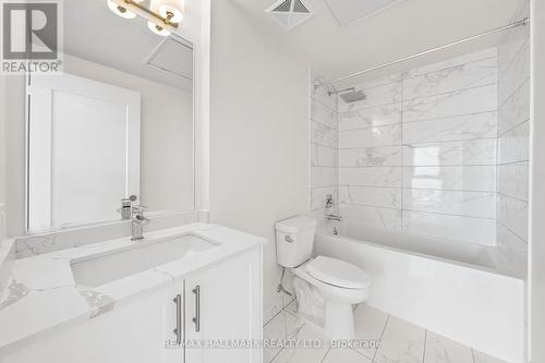 1612 - 9000 Jane Street, Vaughan, ON - Indoor Photo Showing Bathroom