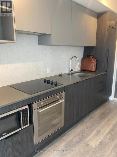 82 Dalhousie Street, Toronto, ON - Indoor Photo Showing Kitchen