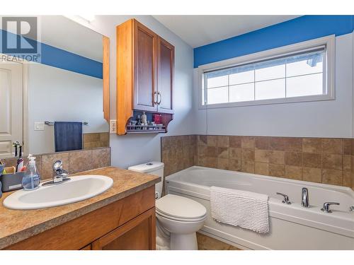 6900 Marshall Road Unit# 25, Vernon, BC - Indoor Photo Showing Bathroom