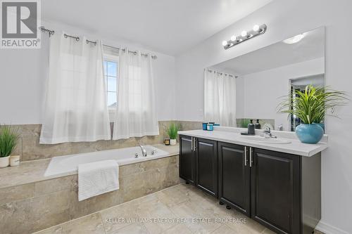 1254 Leslie Drive, Innisfil (Alcona), ON - Indoor Photo Showing Bathroom