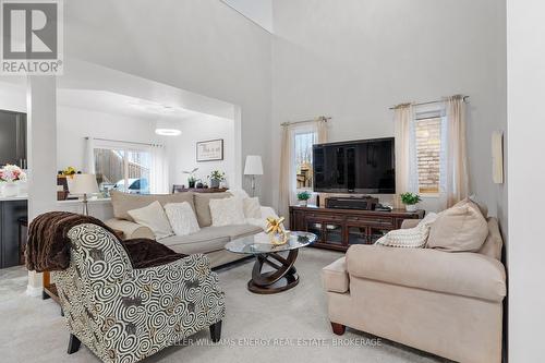 1254 Leslie Drive, Innisfil (Alcona), ON - Indoor Photo Showing Living Room