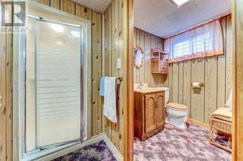 41 Squires Avenue, Toronto, ON - Indoor Photo Showing Bathroom