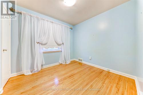 41 Squires Avenue, Toronto, ON - Indoor Photo Showing Other Room