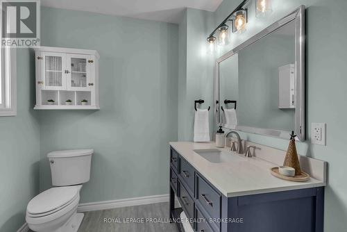 1001 Lombardy Street, Kingston (South Of Taylor-Kidd Blvd), ON - Indoor Photo Showing Bathroom