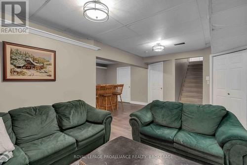 1001 Lombardy Street, Kingston (South Of Taylor-Kidd Blvd), ON - Indoor Photo Showing Living Room