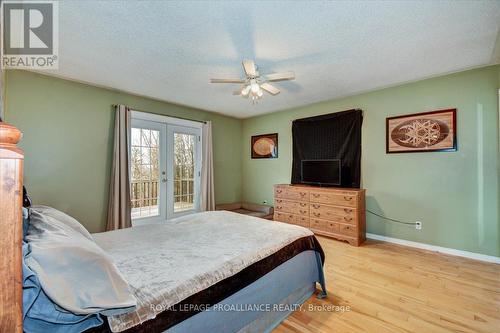 884 Centre Line Road, Marmora And Lake, ON - Indoor Photo Showing Bedroom