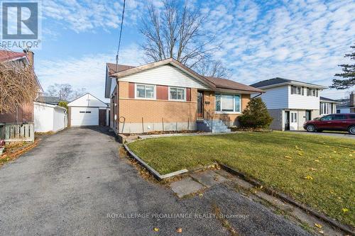 20 King George Square, Belleville, ON - Outdoor With Facade