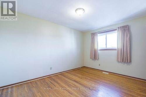 20 King George Square, Belleville, ON - Indoor Photo Showing Other Room