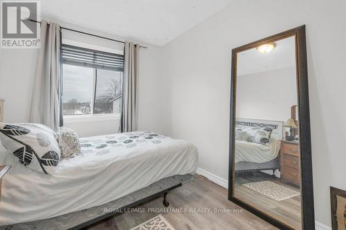 37 - 35 Albion Street, Belleville, ON - Indoor Photo Showing Bedroom