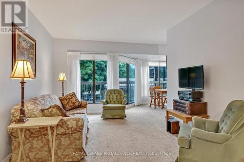 107 - 40 Auburn Street, Peterborough (Ashburnham), ON - Indoor Photo Showing Living Room