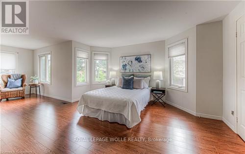 2 - 410 Craigleith Drive, Waterloo, ON - Indoor Photo Showing Bedroom