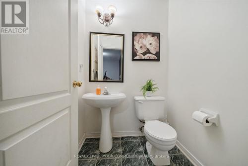 36 - 735 New Westminster Drive, Vaughan, ON - Indoor Photo Showing Bathroom