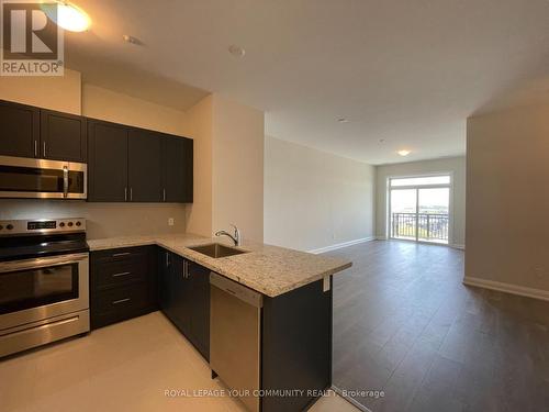 803 - 5917 Main Street, Whitchurch-Stouffville, ON - Indoor Photo Showing Kitchen