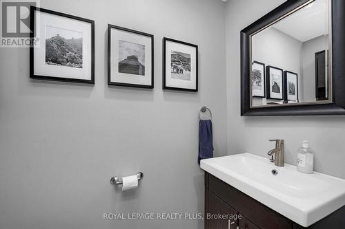 69 Birchway Place, Halton Hills, ON - Indoor Photo Showing Bathroom