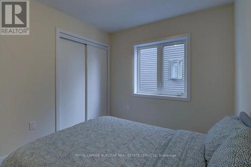 14 Ellis Avenue, Haldimand, ON - Indoor Photo Showing Bedroom