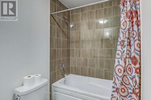 14 Ellis Avenue, Haldimand, ON - Indoor Photo Showing Bathroom