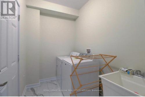 14 Ellis Avenue, Haldimand, ON - Indoor Photo Showing Laundry Room