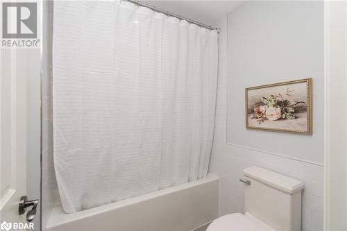 2057 Snow Crescent, Mississauga, ON - Indoor Photo Showing Bathroom