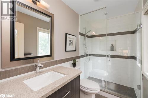 2057 Snow Crescent, Mississauga, ON - Indoor Photo Showing Bathroom