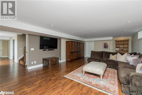 2057 Snow Crescent, Mississauga, ON - Indoor Photo Showing Living Room