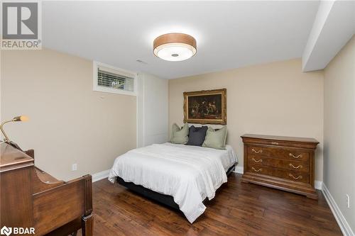 2057 Snow Crescent, Mississauga, ON - Indoor Photo Showing Bedroom