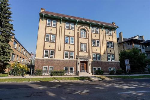 22 415 Stradbrook Avenue, Winnipeg, MB - Outdoor With Facade