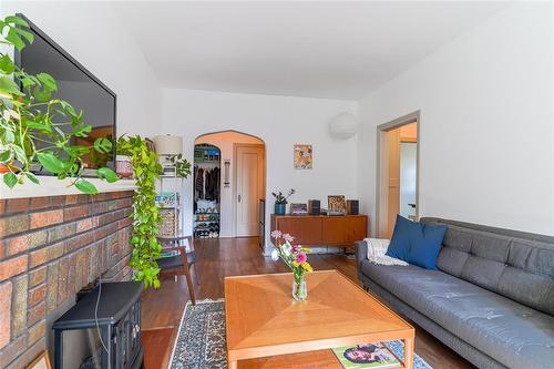 22 415 Stradbrook Avenue, Winnipeg, MB - Indoor Photo Showing Living Room