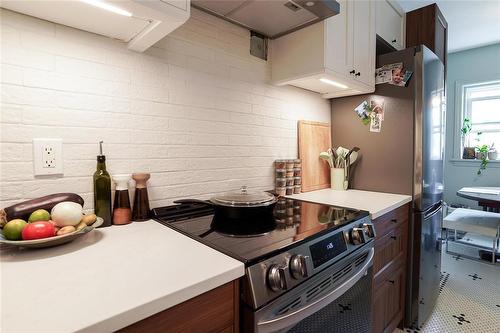 22 415 Stradbrook Avenue, Winnipeg, MB - Indoor Photo Showing Kitchen